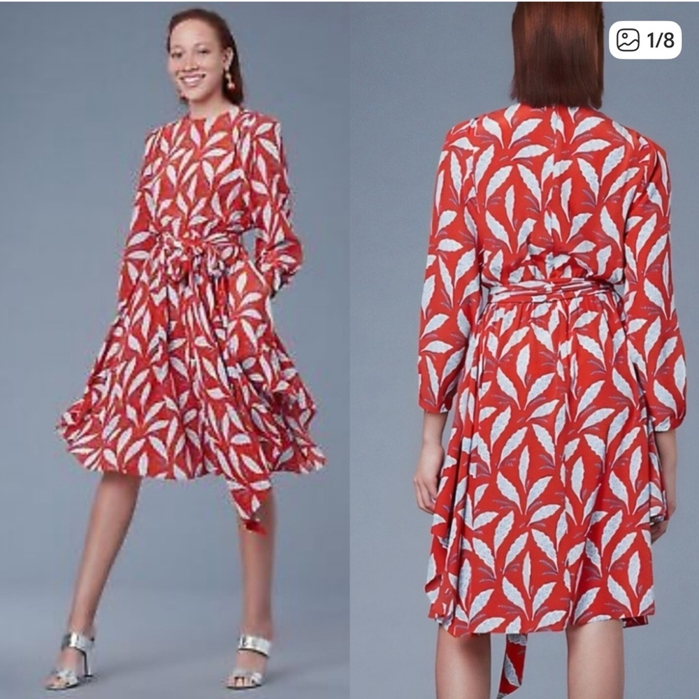 Diane Von Furstenberg Silk Printed Long Sleeve Silk Printed Dress w/Drape Side